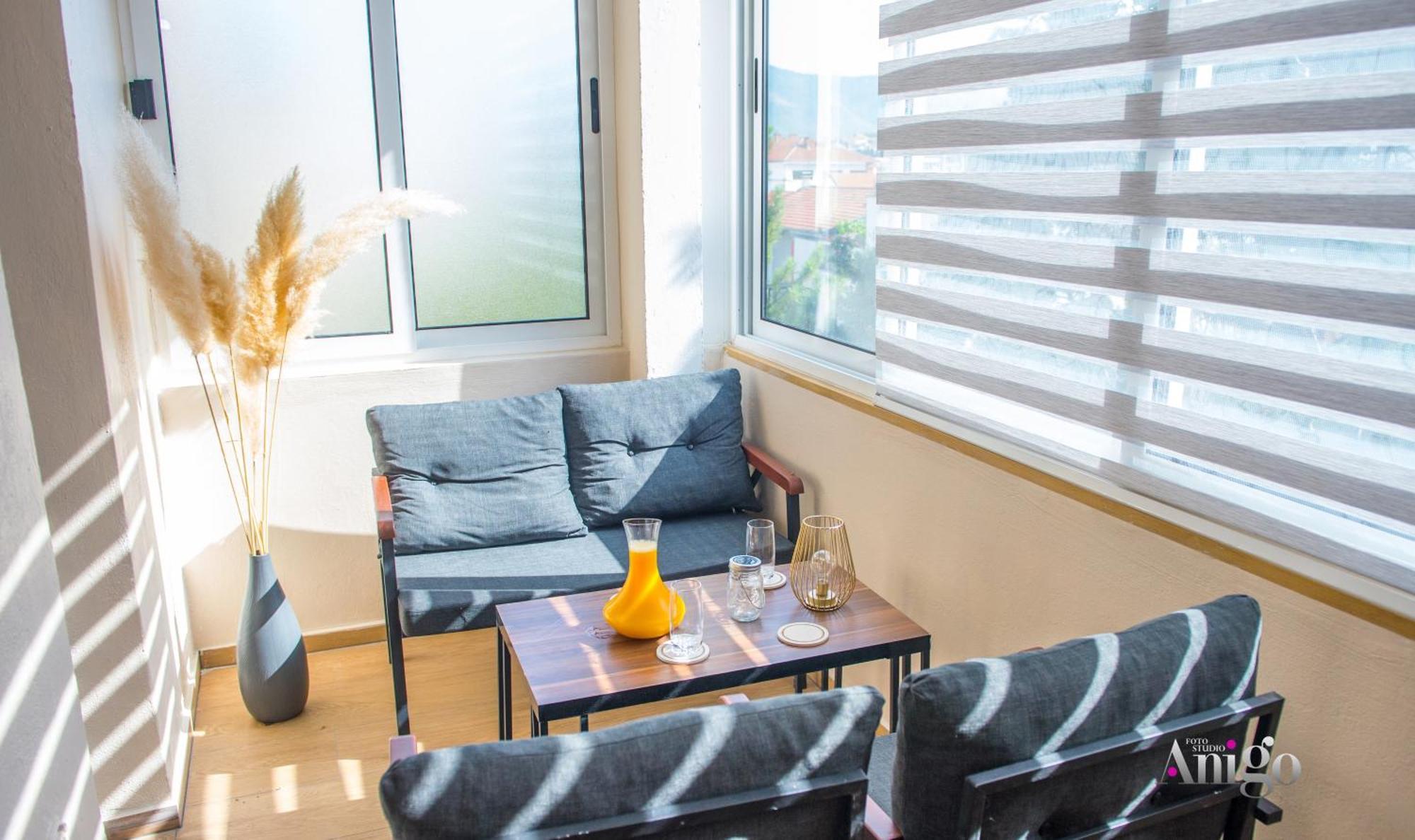 Luxury Apartment Black And Gold Mostar Bagian luar foto