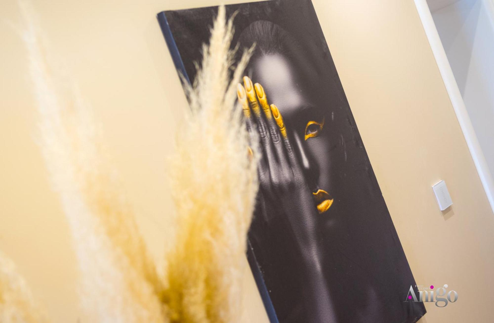 Luxury Apartment Black And Gold Mostar Bagian luar foto